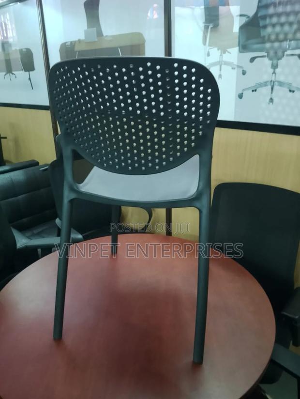 Plastic Chair - thumbnail 2