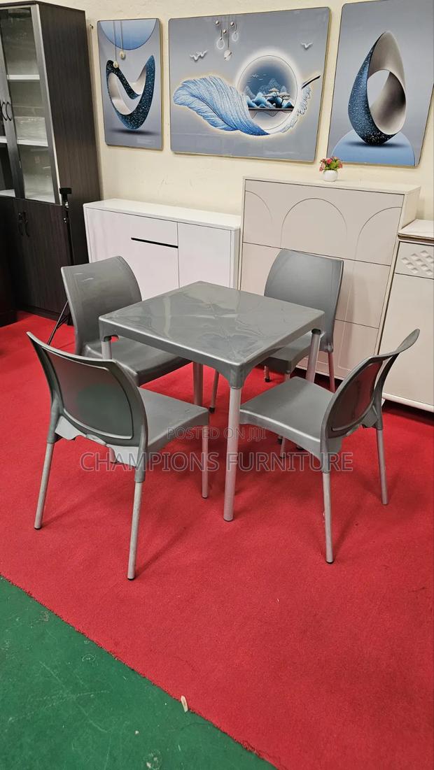 Indoor/Outdoor Plastic Dining Set - thumbnail 2