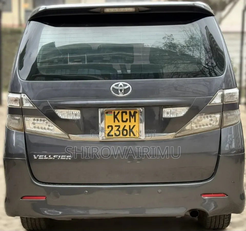 Toyota Vellfire 2010 Gray