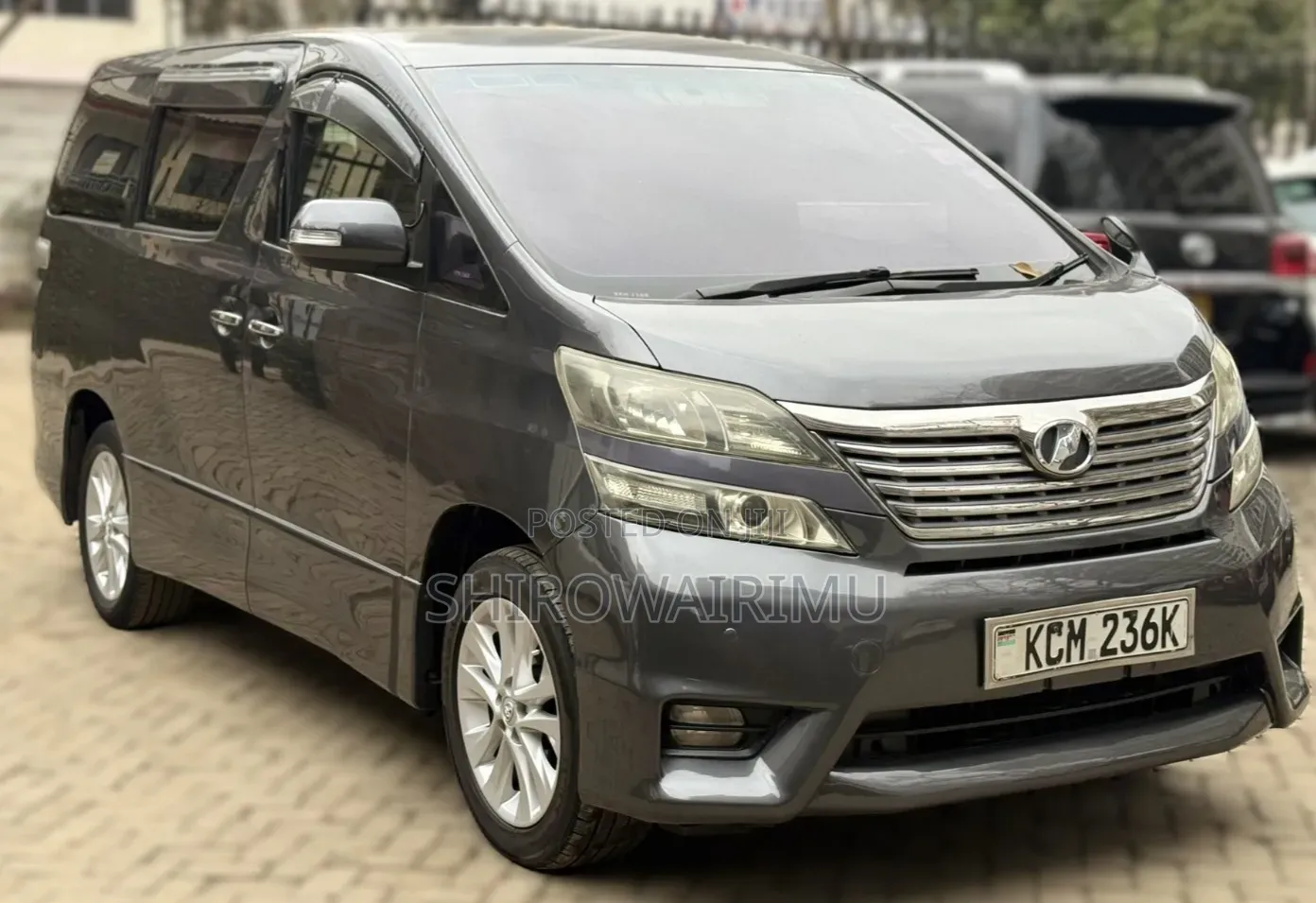 Toyota Vellfire 2010 Gray