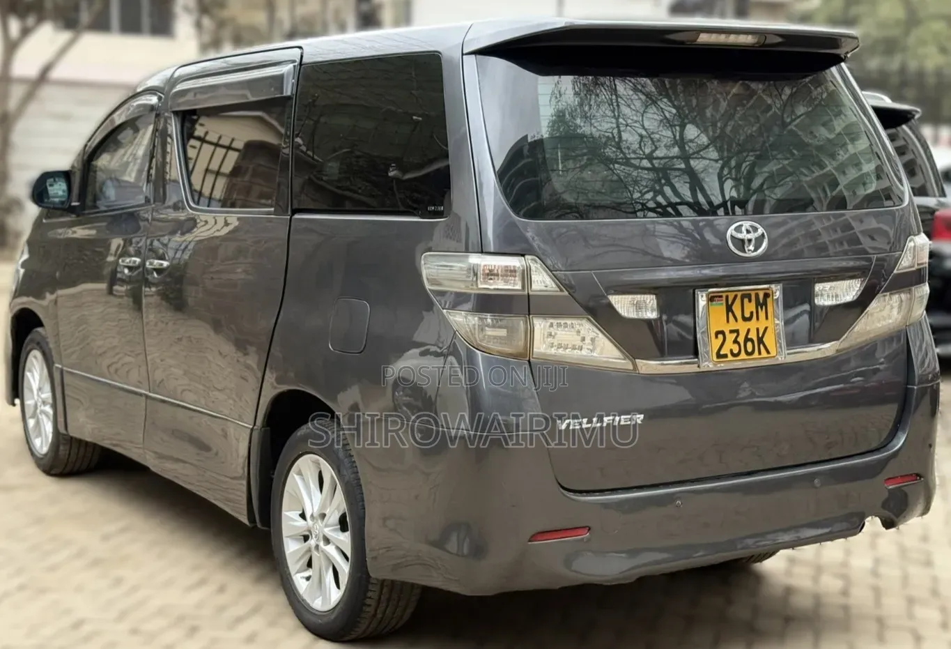 Toyota Vellfire 2010 Gray