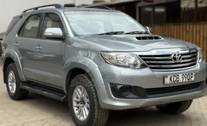 Toyota Fortuner 2014 Silver