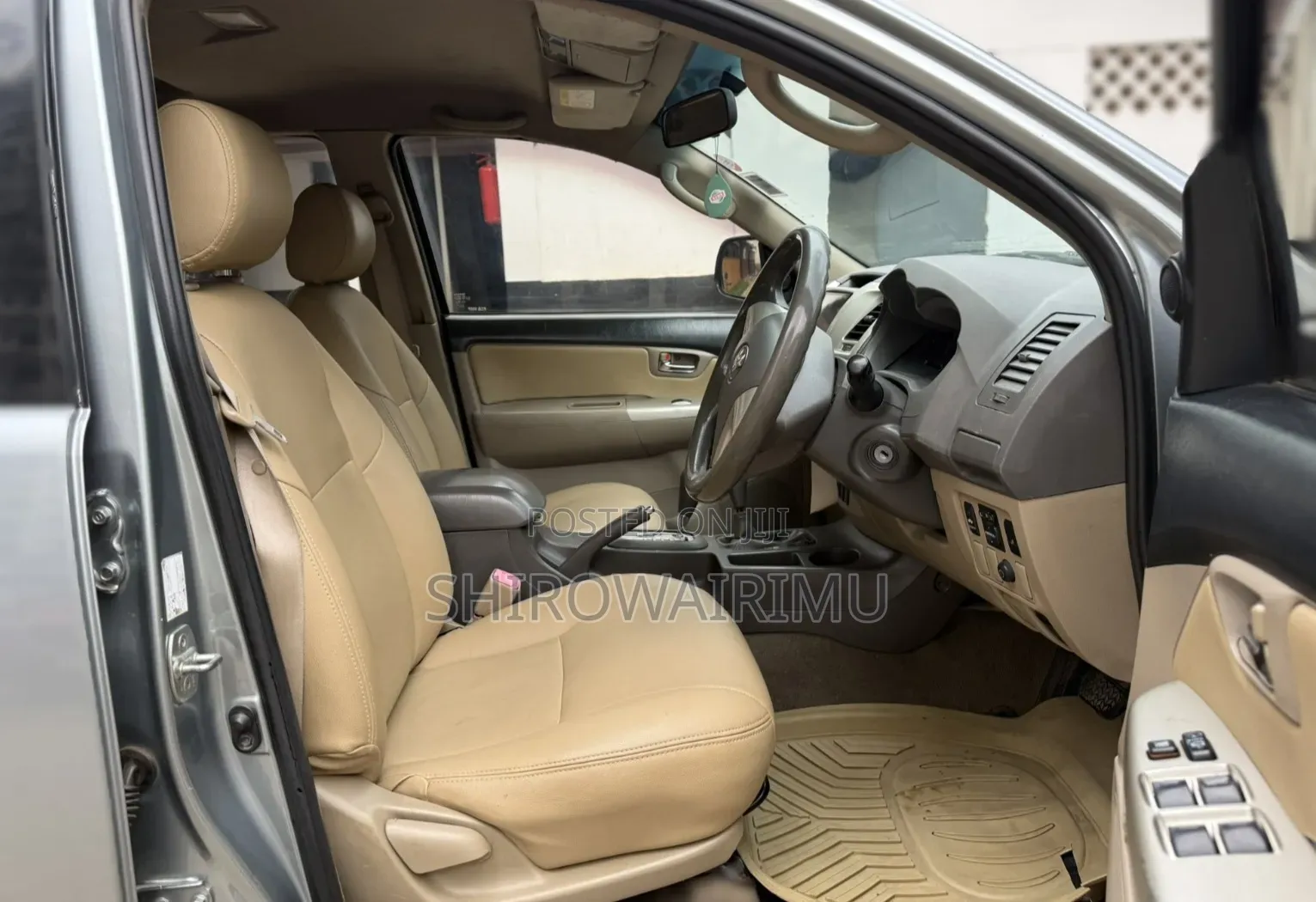 Toyota Fortuner 2014 Silver