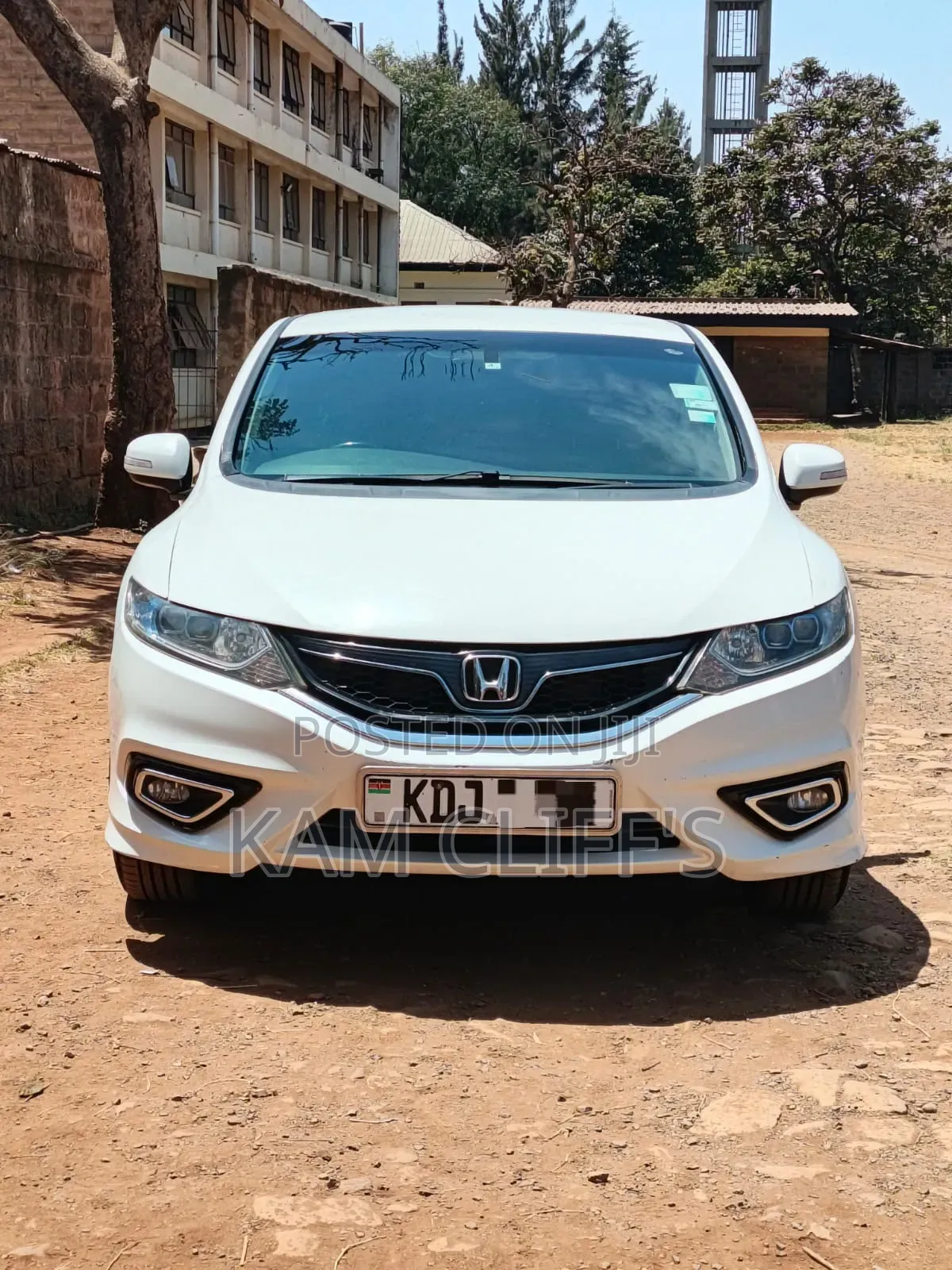 Honda Jade 2015 White