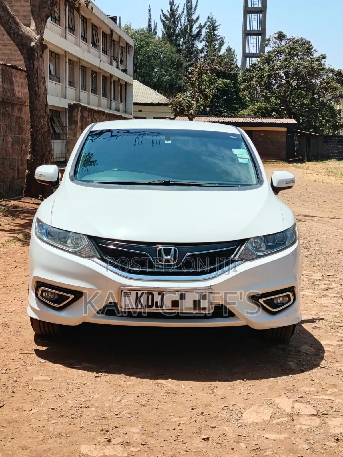 Honda Jade 2015 White