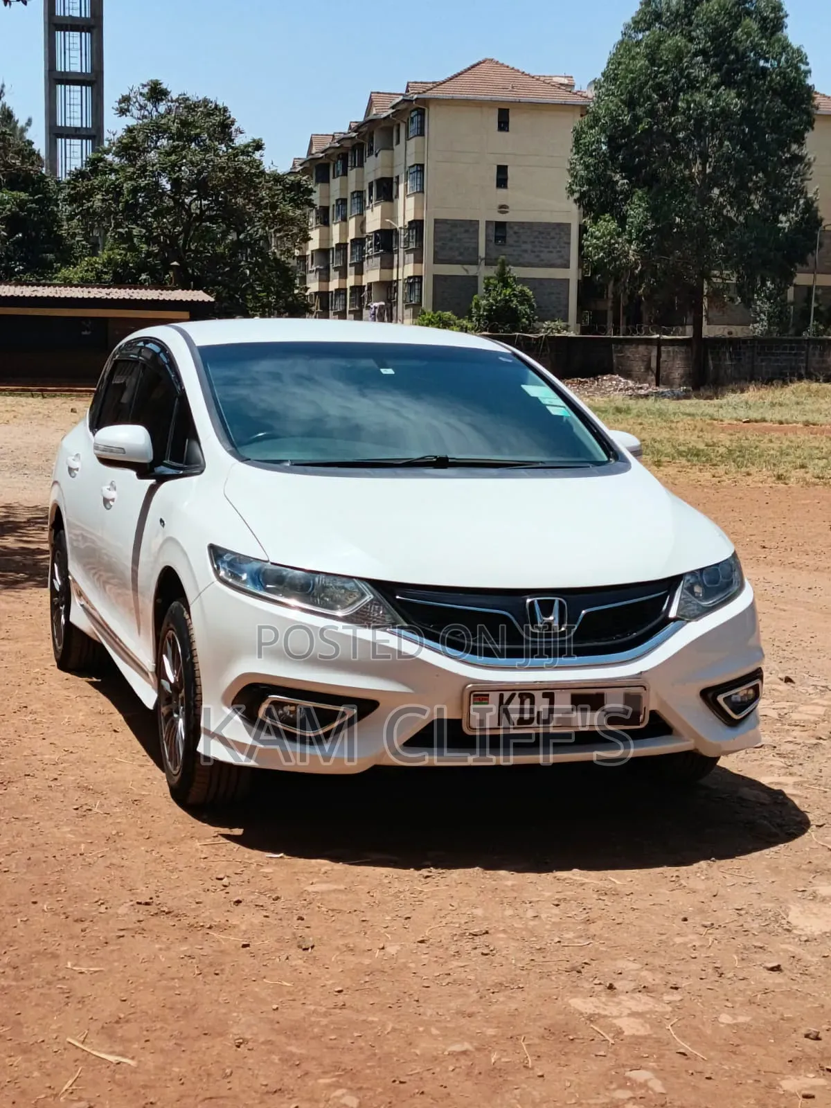 Honda Jade 2015 White