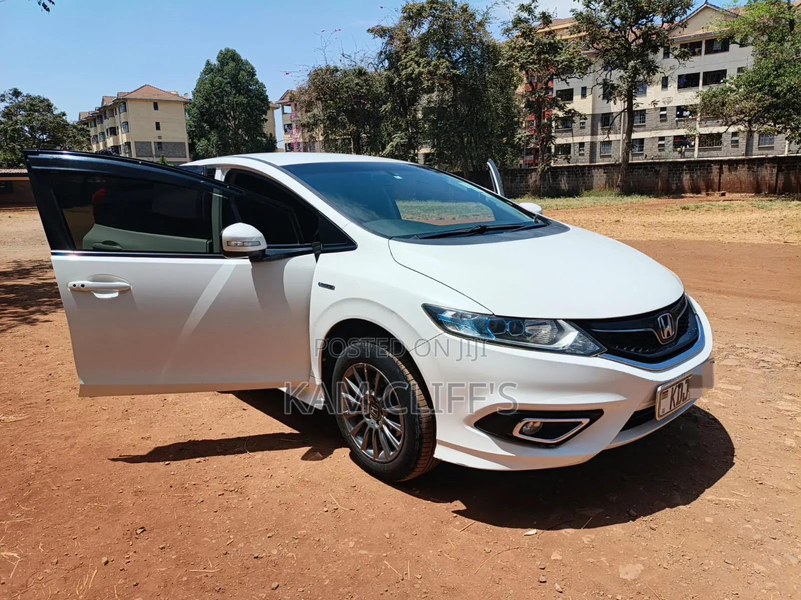 Honda Jade 2015 White