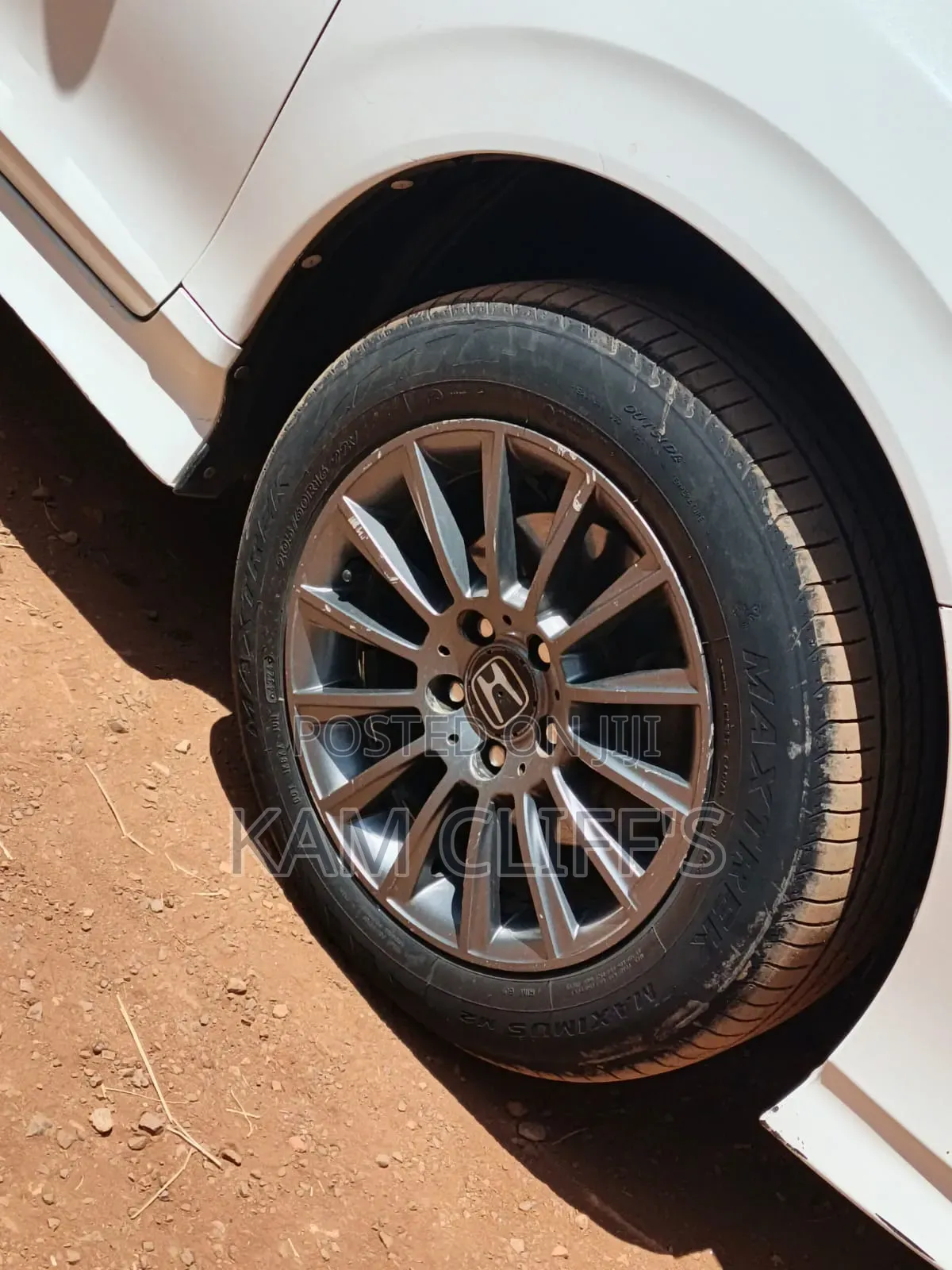 Honda Jade 2015 White