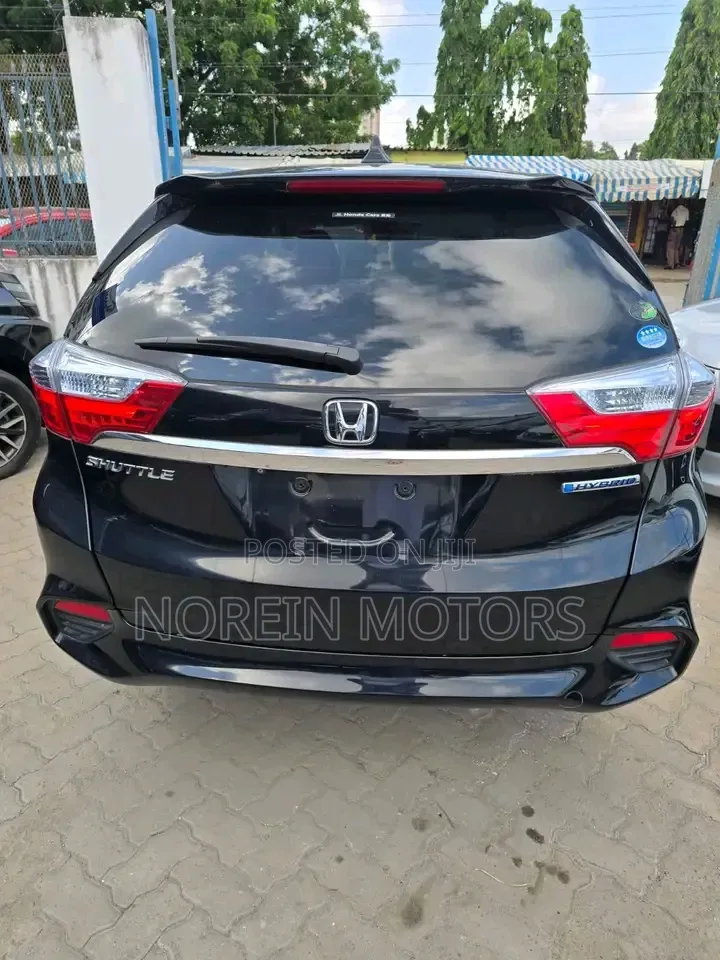Honda Fit Shuttle 2019 Black