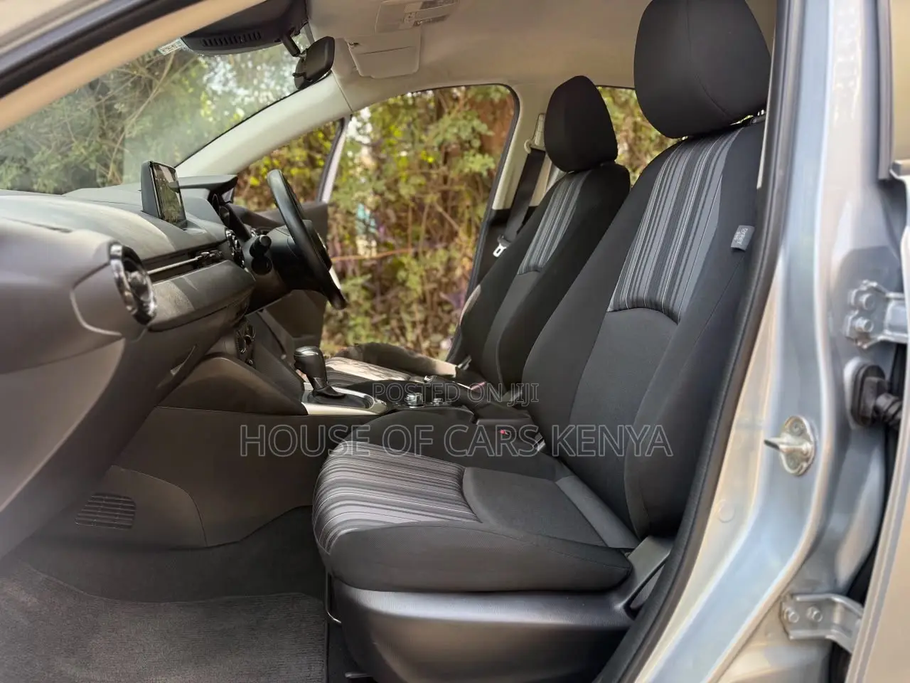 Mazda 2 2020 Silver