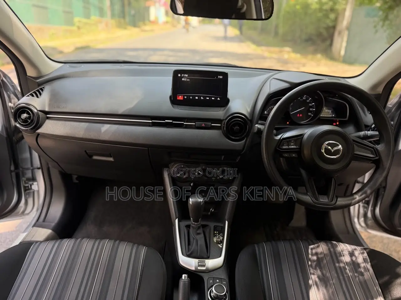 Mazda 2 2020 Silver
