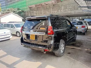 Toyota Land Cruiser 2017 Black