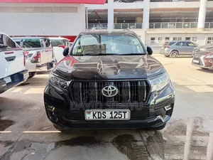Toyota Land Cruiser 2017 Black