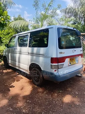 Mazda B-series 2004 White