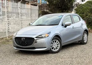Mazda 2 2019 Silver