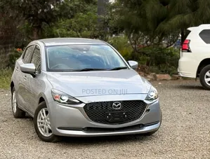 Mazda 2 2019 Silver