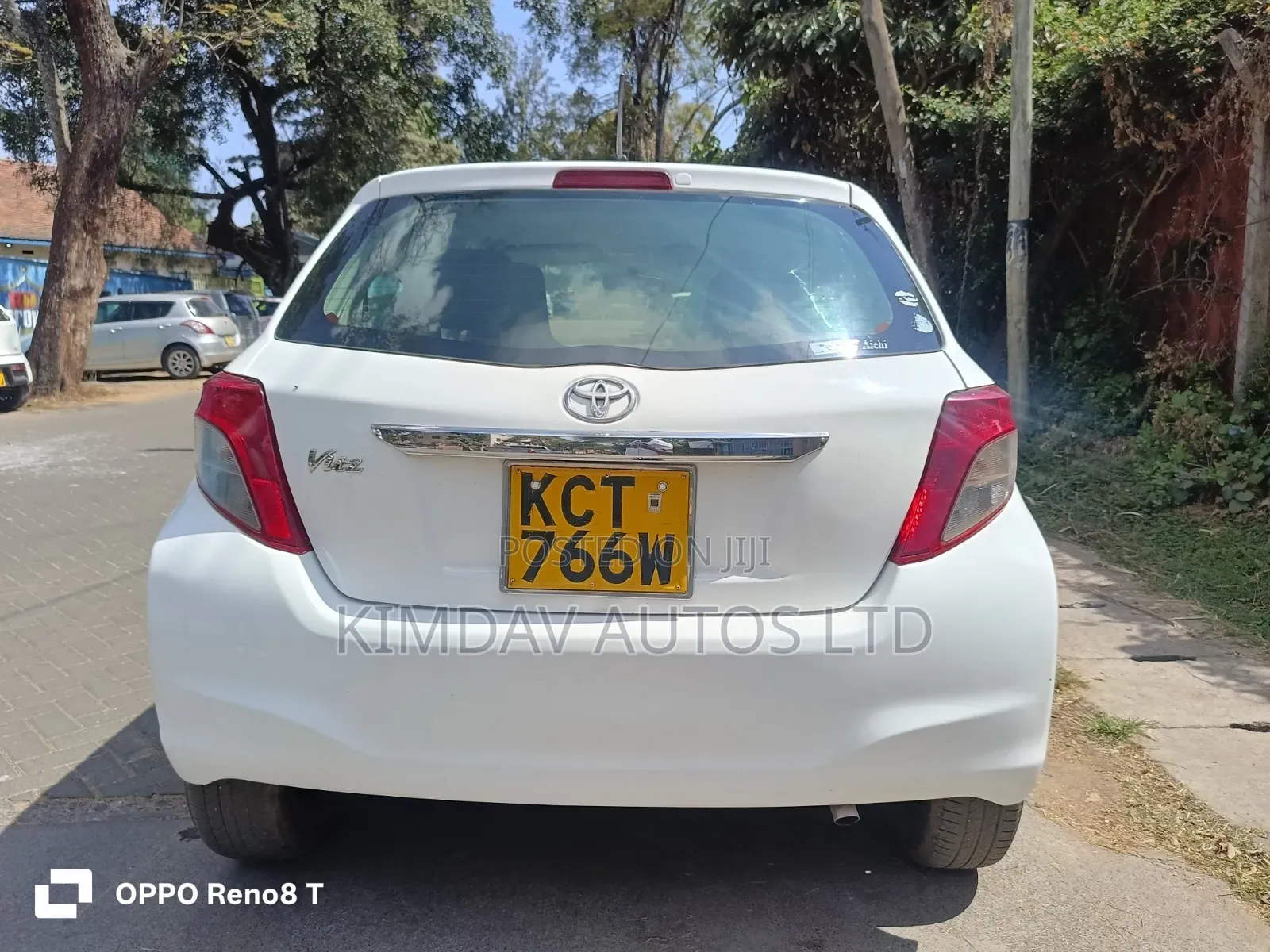 Toyota Vitz 2011 White