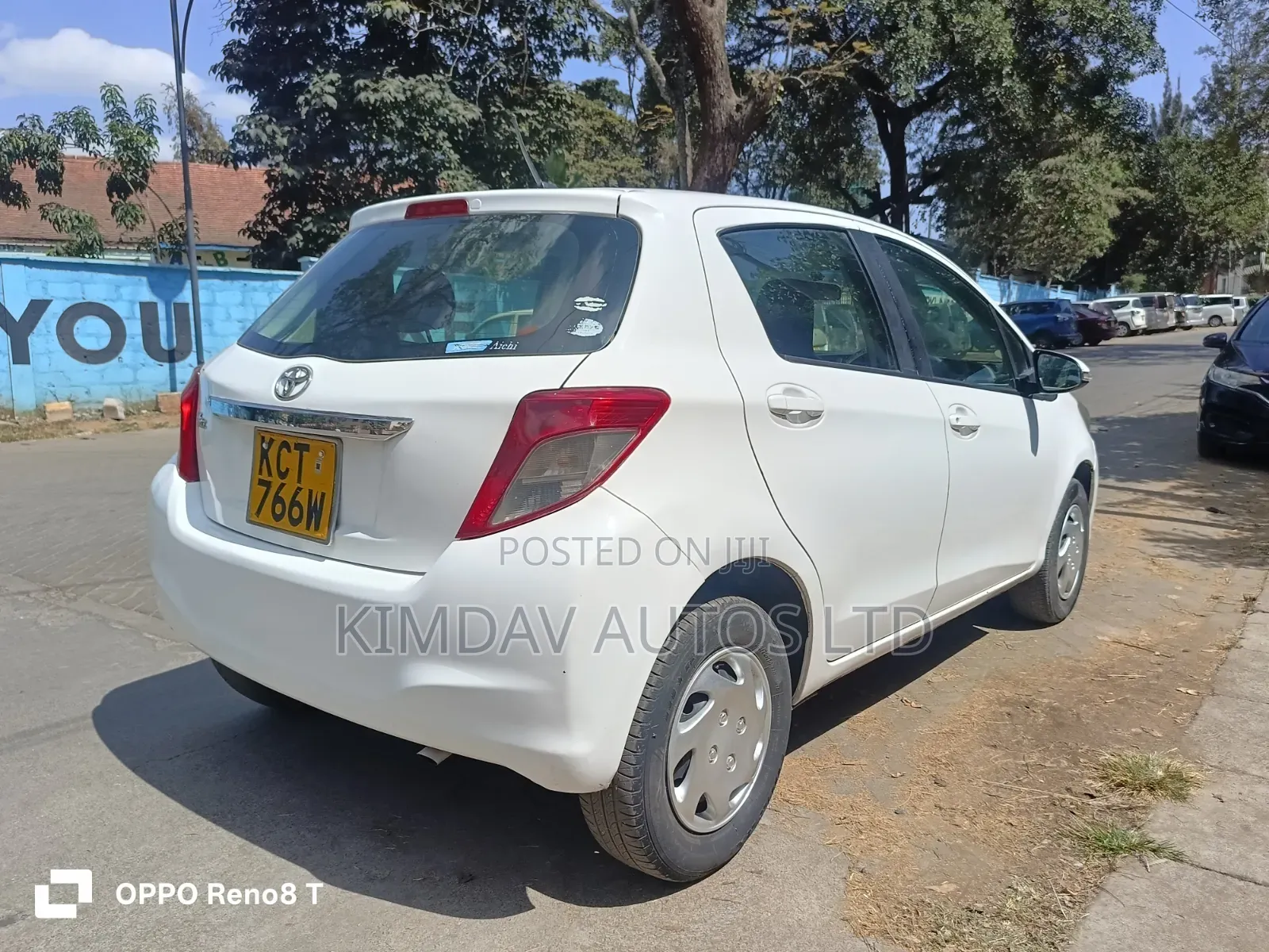 Toyota Vitz 2011 White