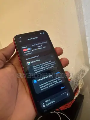 Apple iPhone 11 128 GB Red