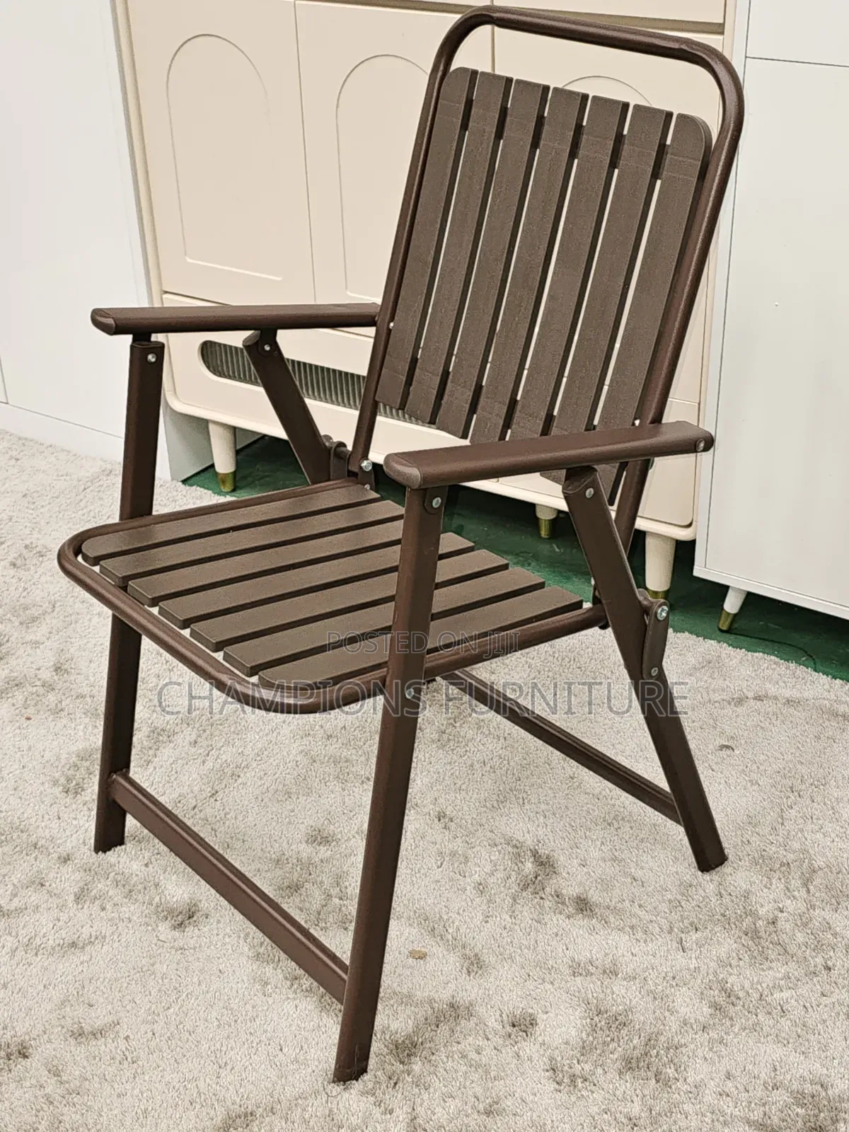 Foldable Slatted Outdoor Chair