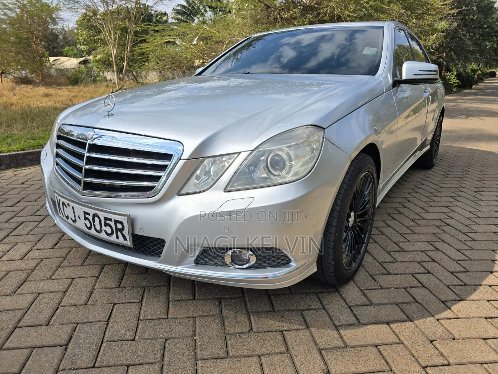 Mercedes-Benz E300 2010 Silver