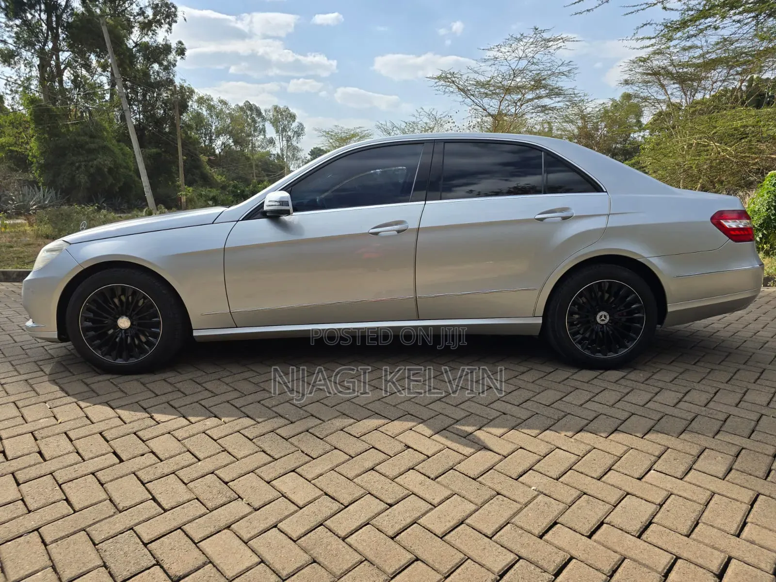 Mercedes-Benz E300 2010 Silver