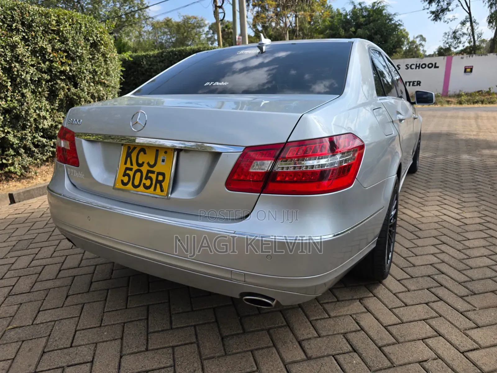 Mercedes-Benz E300 2010 Silver