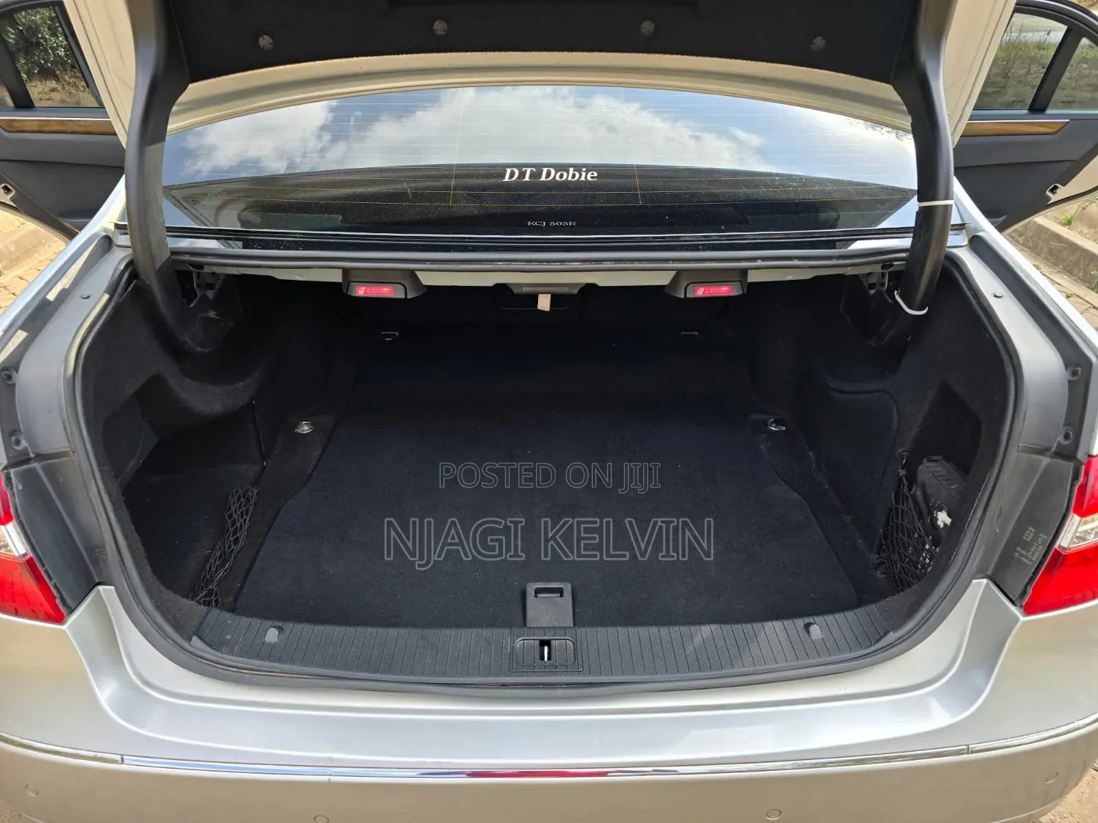 Mercedes-Benz E300 2010 Silver