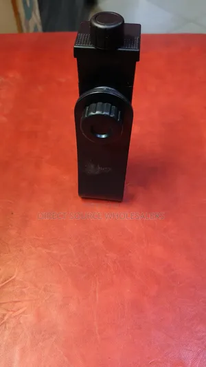 Portable Smartphone Holder – Mounts on Tripod Stand