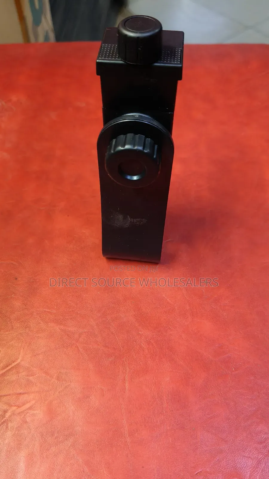 Portable Smartphone Holder – Mounts on Tripod Stand