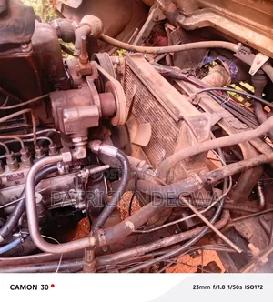 Tata 713 .