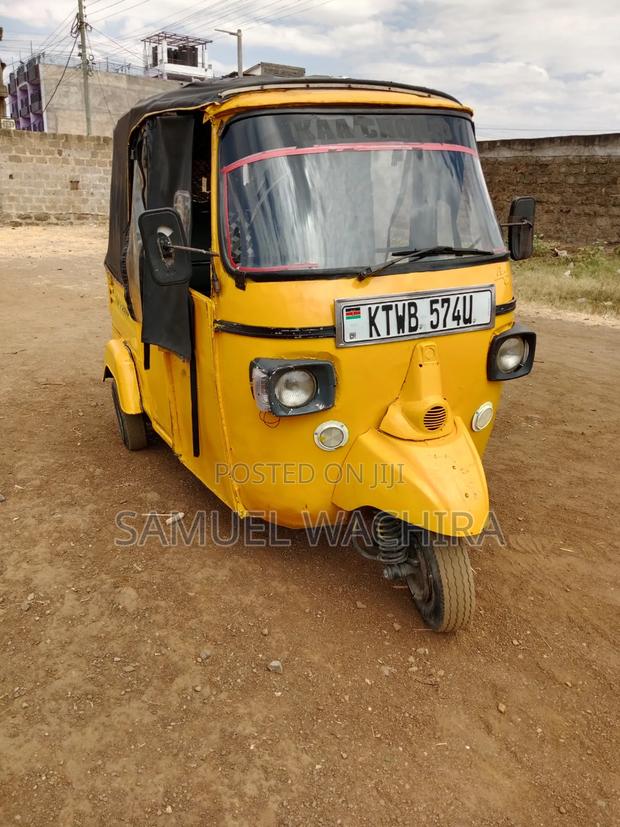 Piaggio Scooter 2018 Yellow