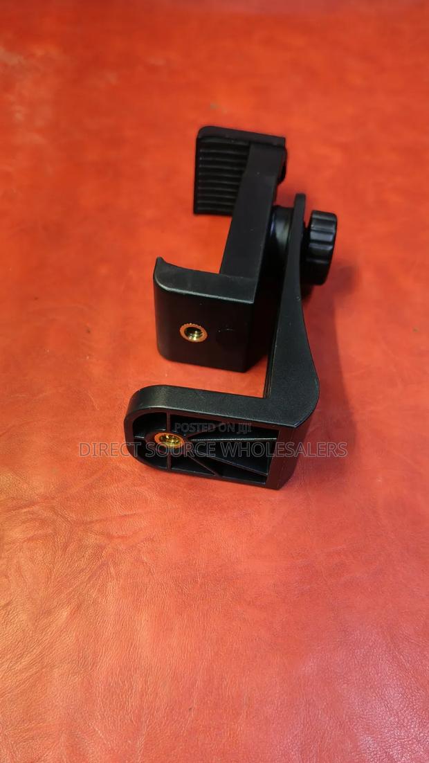 Universal Mobile Phone Clamp – Tripod Compatible - main view