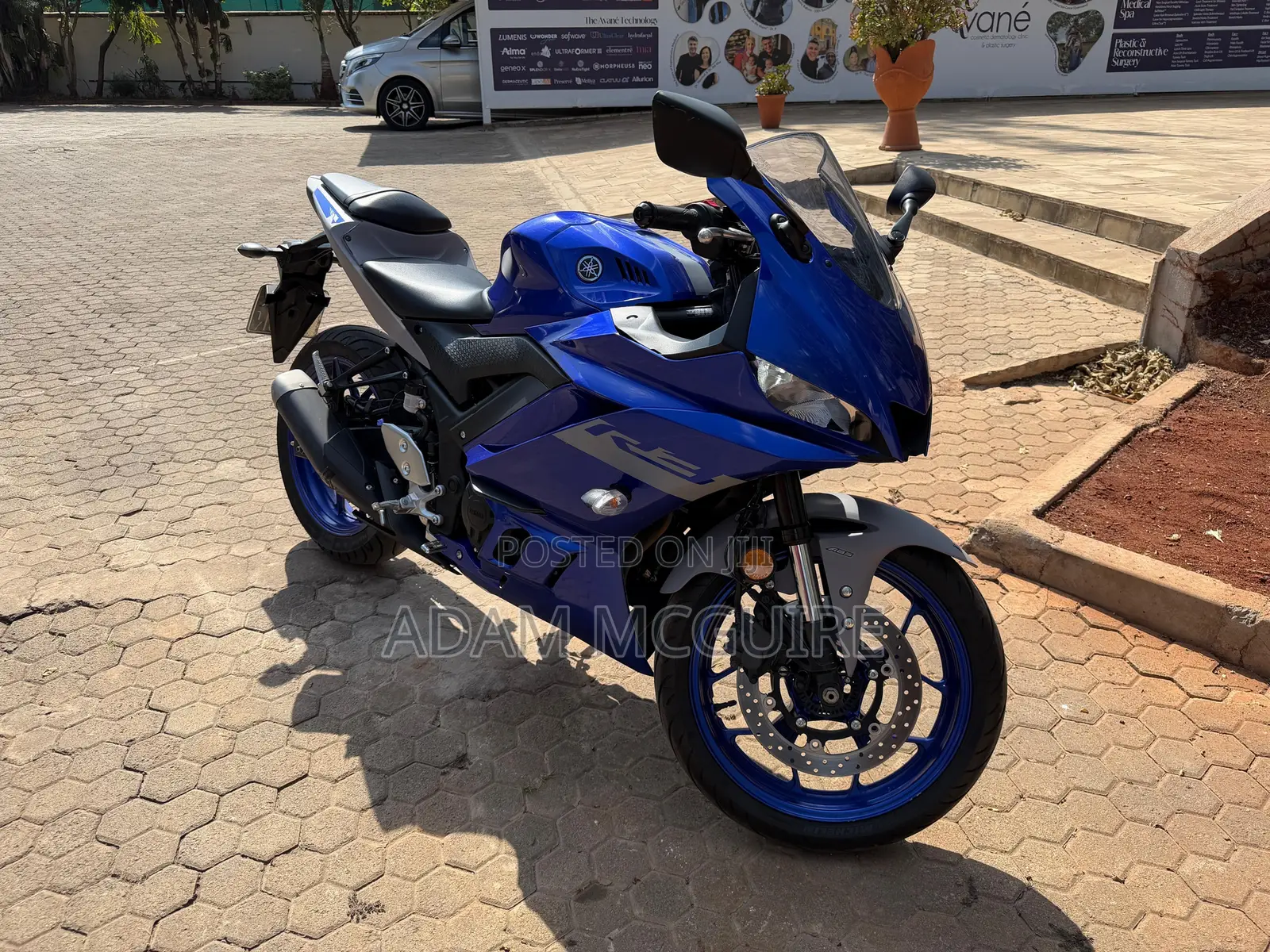 Yamaha R3 2022 Blue