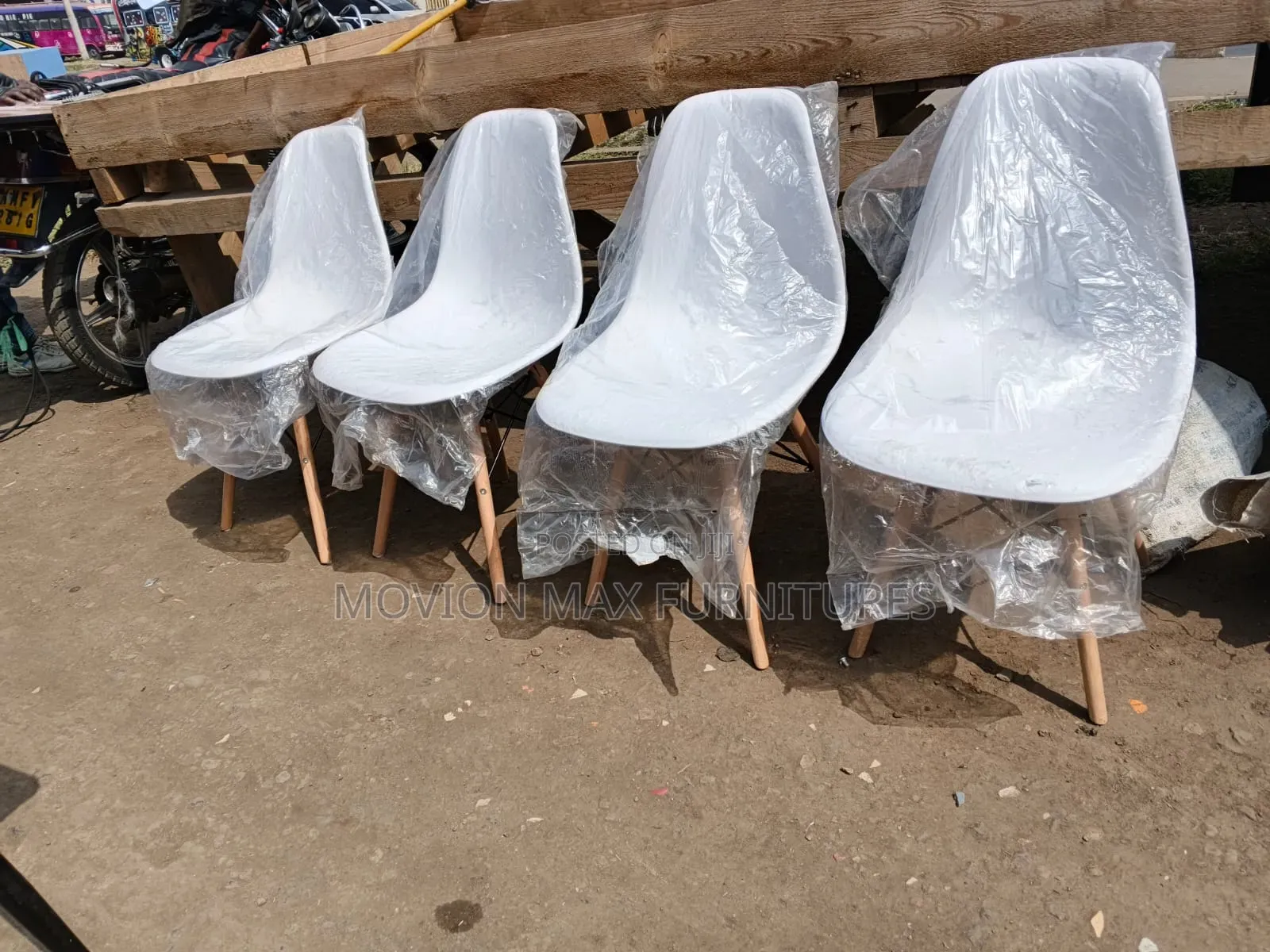 Eames Chairs-Apex Dinning Chairs