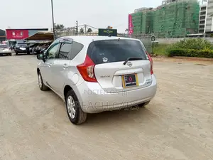 Nissan Note 2015 Silver
