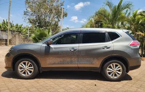 Nissan X-Trail 2015 Green