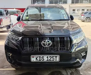 Toyota Land Cruiser Prado 2017 Black