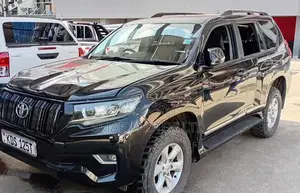 Toyota Land Cruiser Prado 2017 Black