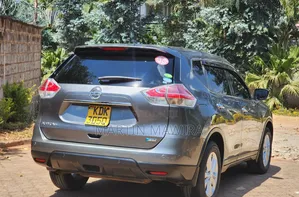 Nissan X-Trail 2015 Green