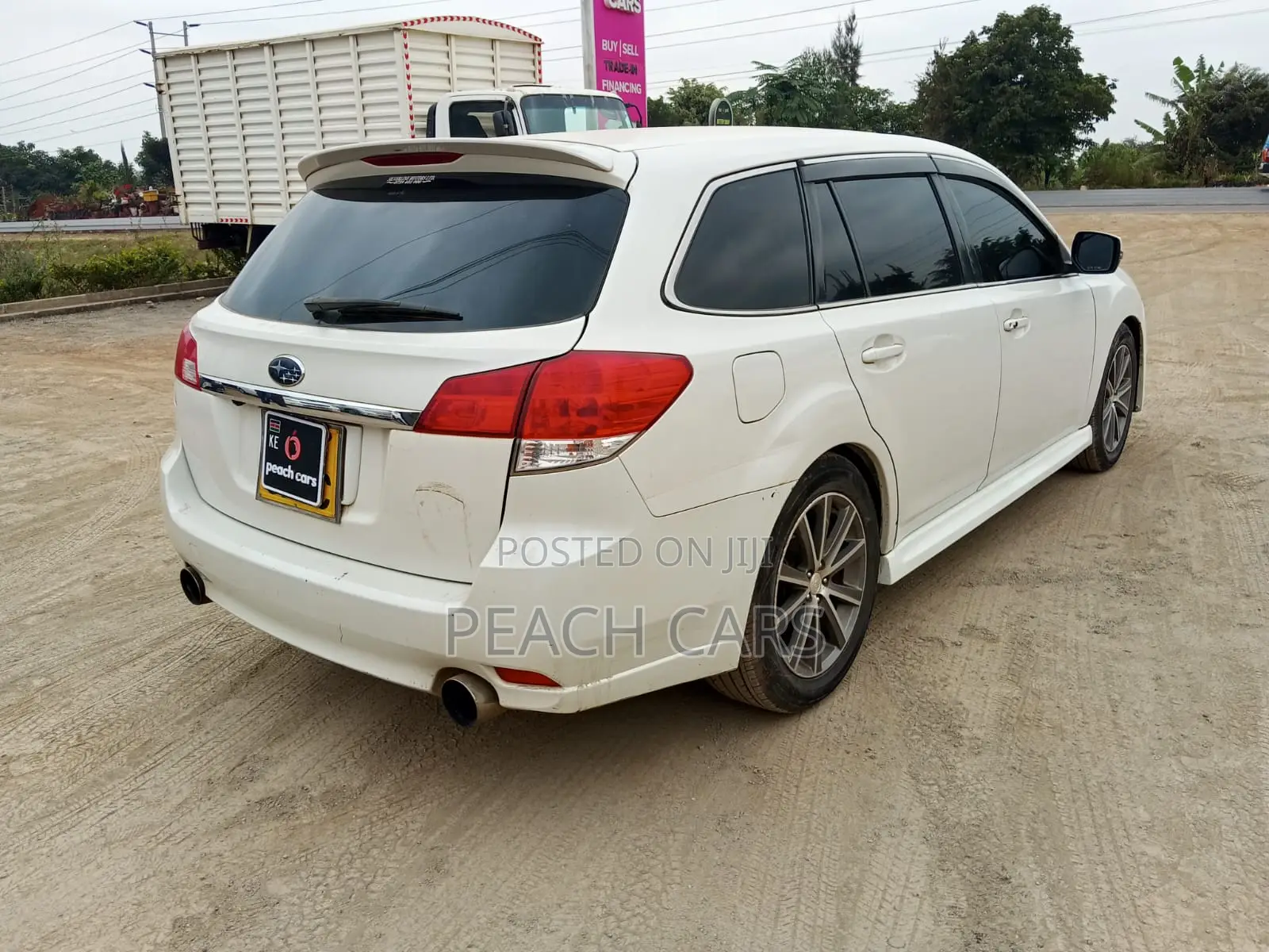 Subaru Legacy 2013 White