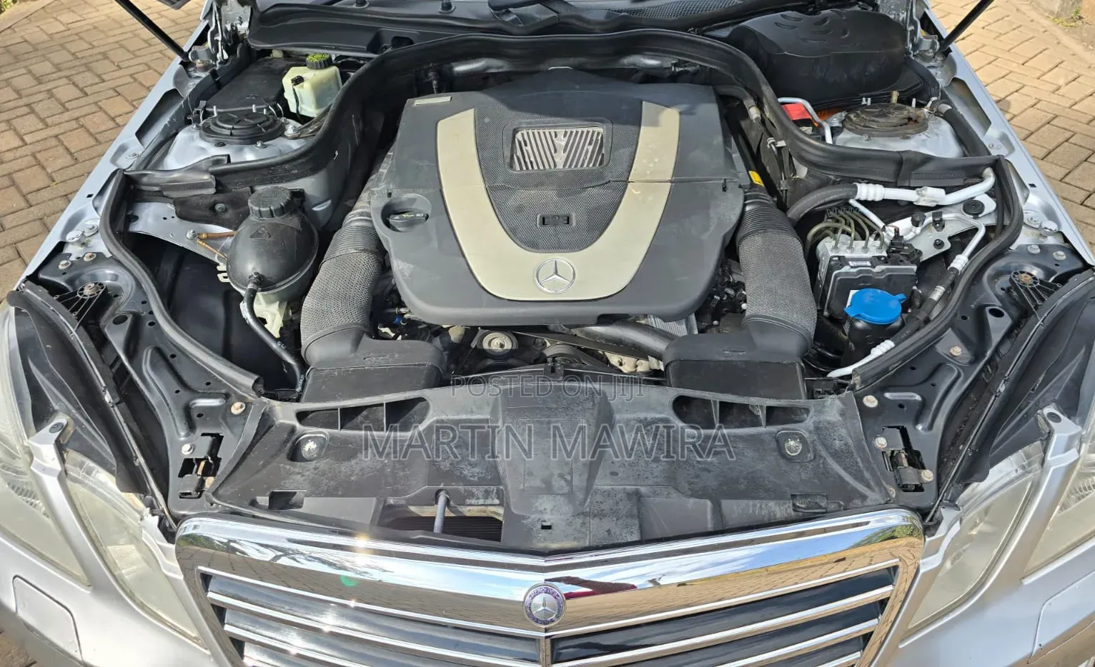Mercedes-Benz E300 2010 Silver
