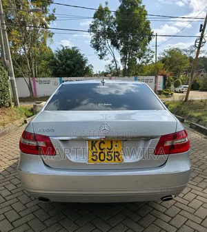 Mercedes-Benz E300 2010 Silver