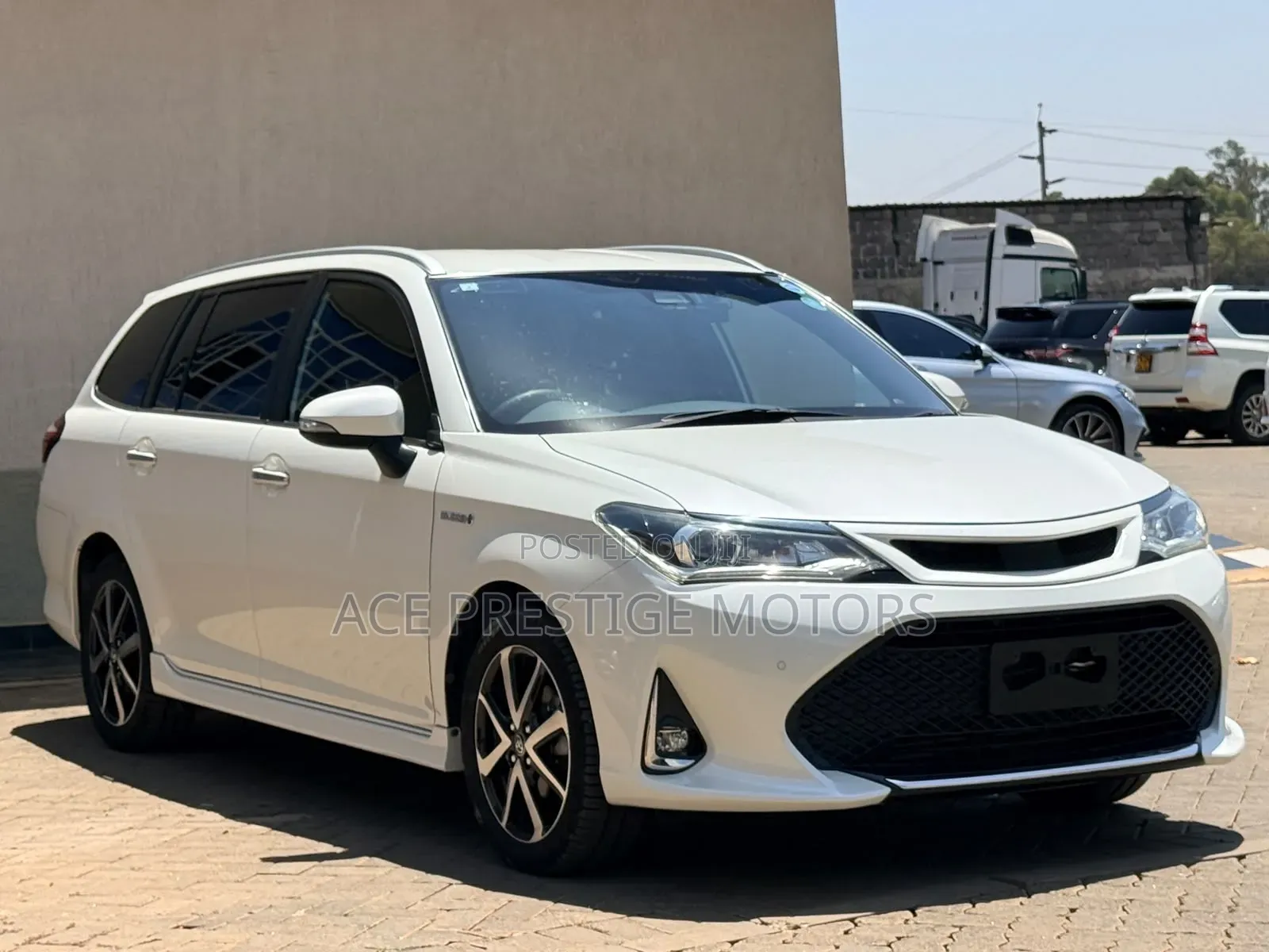 Toyota Corolla Fielder 2019 White
