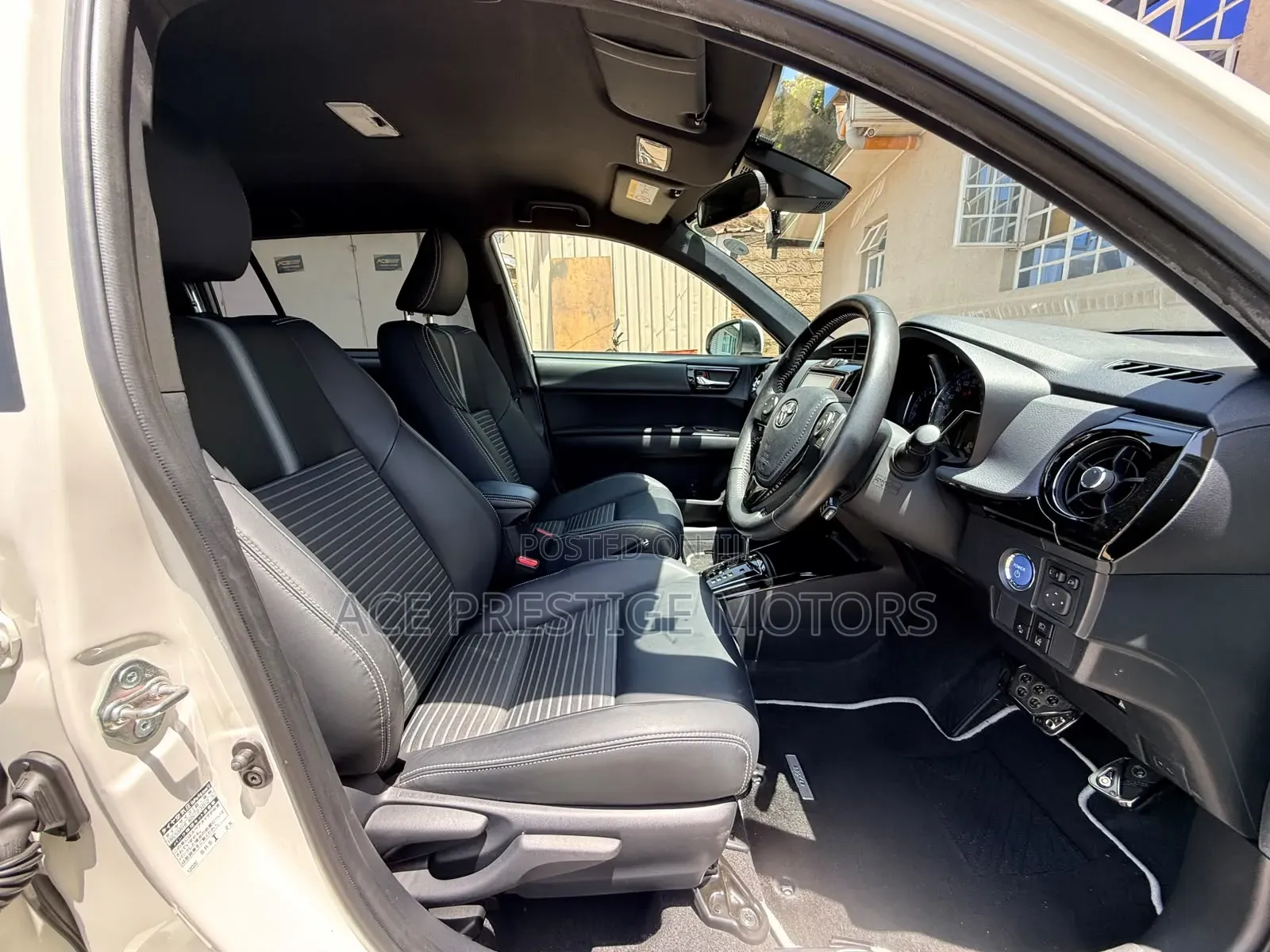 Toyota Corolla Fielder 2019 White