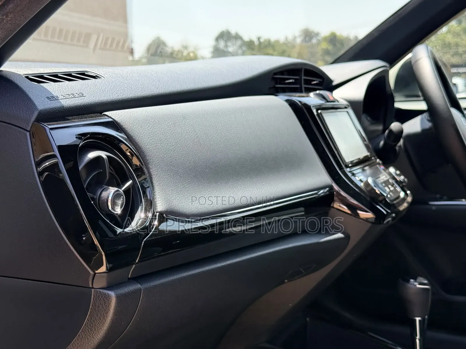 Toyota Corolla Fielder 2019 White