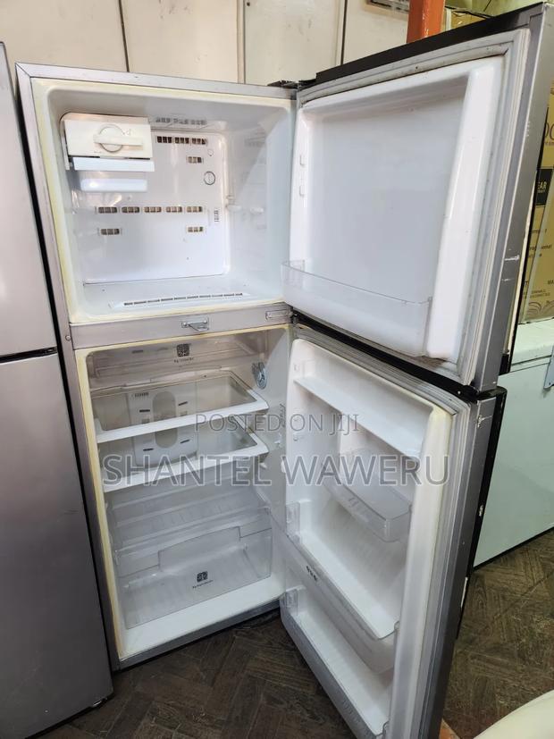 Samsung Silver Fridge 300litres - thumbnail 2