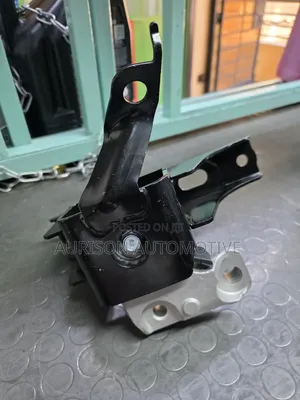 Engine Mounting Toyota Vitz/Yaris Front Righ Hand