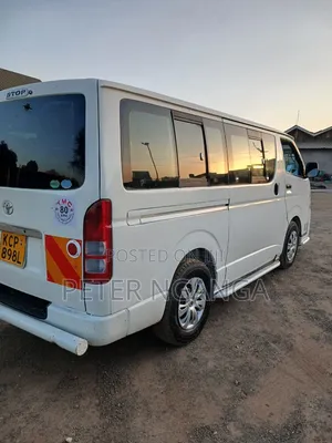 Toyota HiAce 2012 White