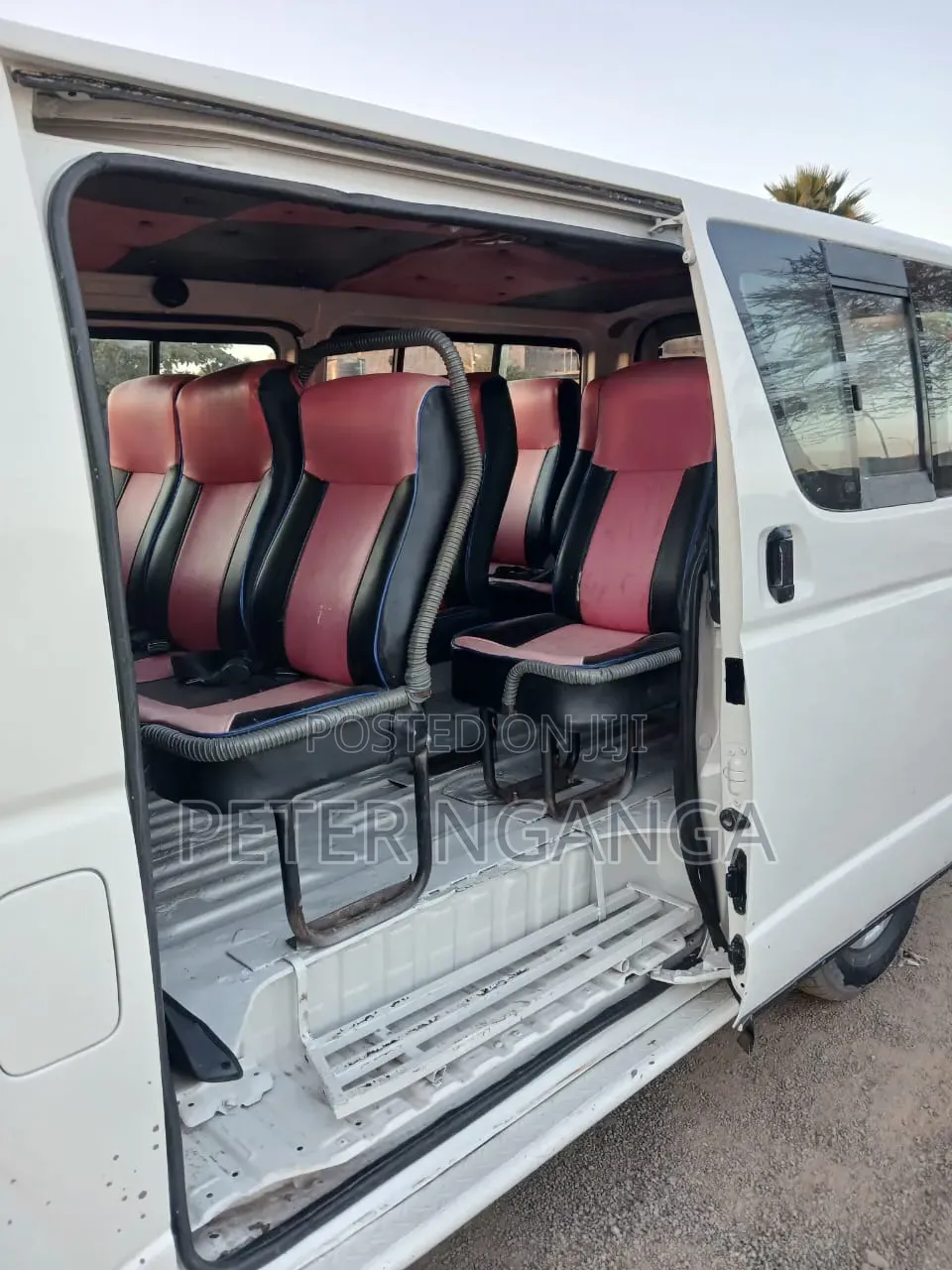 Toyota HiAce 2012 White